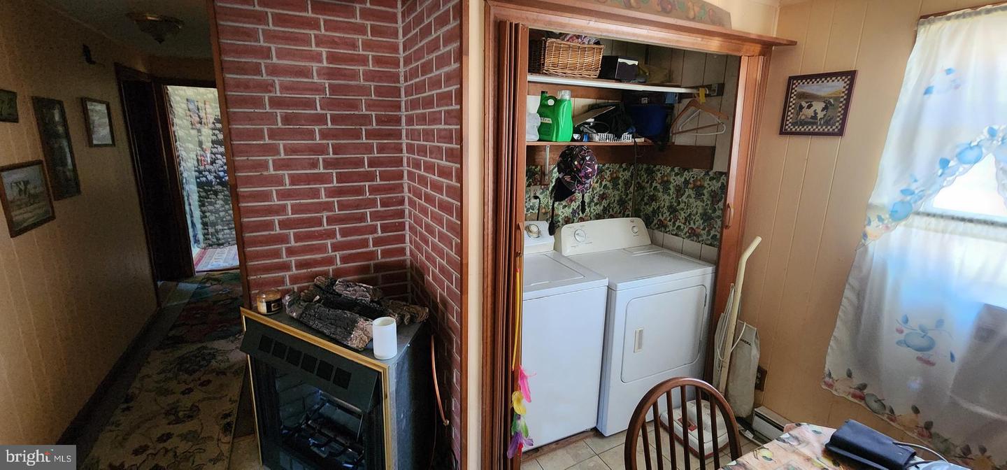 2430 JEFFERSON HWY, LOUISA, Virginia 23093, 3 Bedrooms Bedrooms, ,1 BathroomBathrooms,Residential,For sale,2430 JEFFERSON HWY,VALA2009252 MLS # VALA2009252