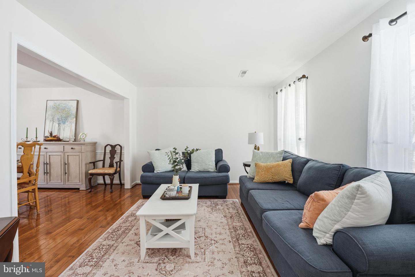 13709 PALM RD, WOODBRIDGE, Virginia 22193, 4 Bedrooms Bedrooms, 7 Rooms Rooms,2 BathroomsBathrooms,Residential,For sale,13709 PALM RD,VAPW2111952 MLS # VAPW2111952