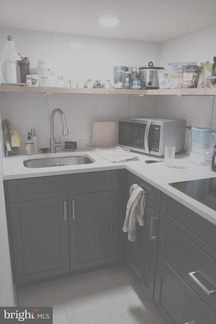 3468 S STAFFORD ST #A1, ARLINGTON, Virginia 22206, 2 Bedrooms Bedrooms, ,2 BathroomsBathrooms,Residential,For sale,3468 S STAFFORD ST #A1,VAAR2068536 MLS # VAAR2068536