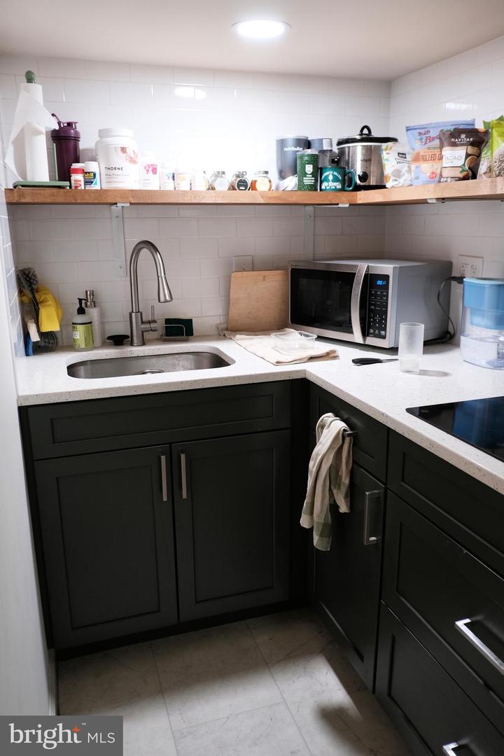 3468 S STAFFORD ST #A1, ARLINGTON, Virginia 22206, 2 Bedrooms Bedrooms, ,2 BathroomsBathrooms,Residential,For sale,3468 S STAFFORD ST #A1,VAAR2068536 MLS # VAAR2068536