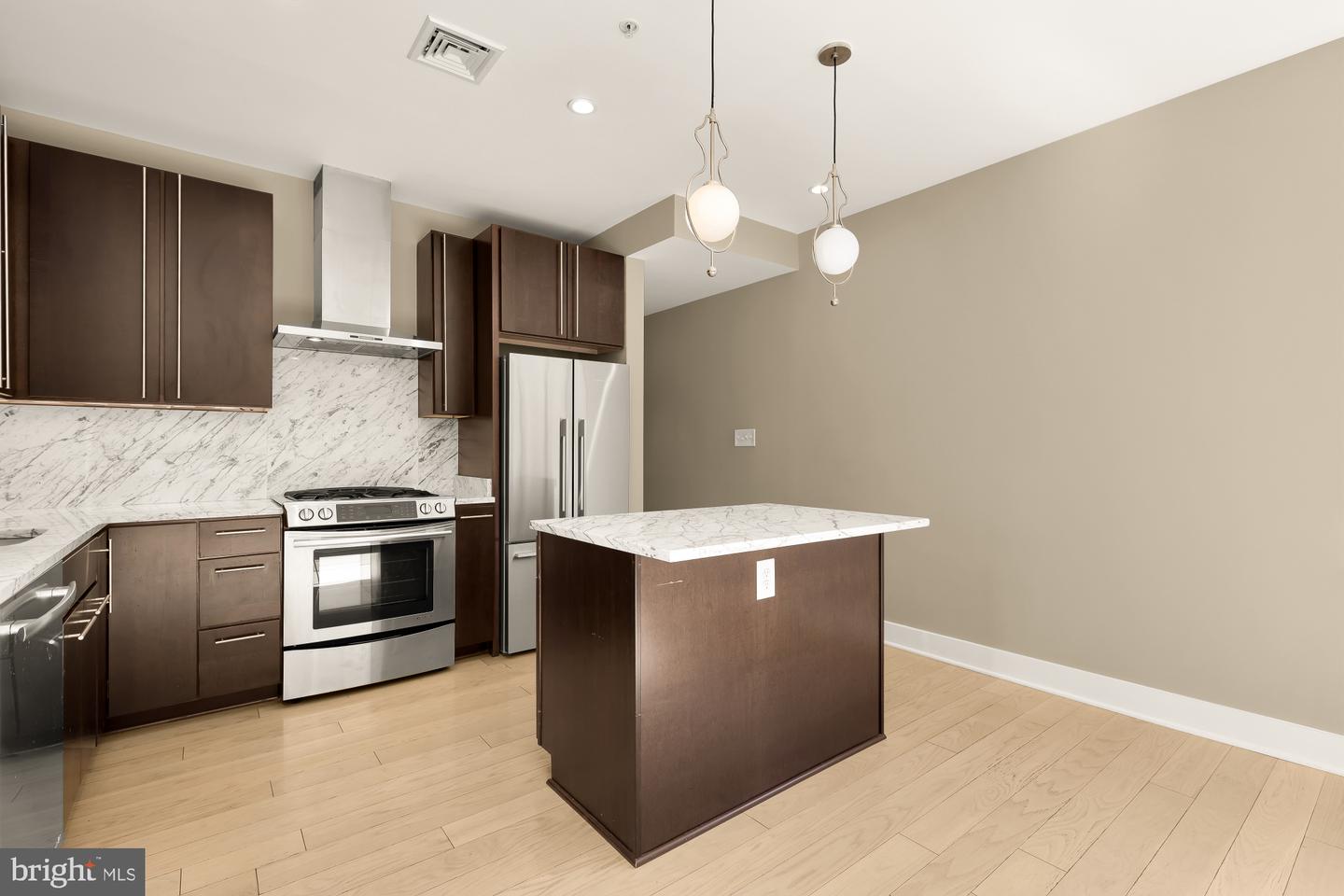 1634 14TH ST NW #201, WASHINGTON, District Of Columbia 20009, 2 Bedrooms Bedrooms, ,2 BathroomsBathrooms,Residential,For sale,1634 14TH ST NW #201,DCDC2244830 MLS # DCDC2244830