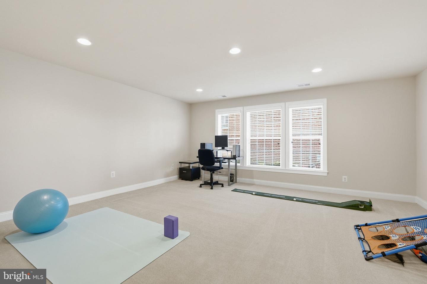 8015 RESERVE WAY, VIENNA, Virginia 22182, 3 Bedrooms Bedrooms, ,2 BathroomsBathrooms,Residential,For sale,8015 RESERVE WAY,VAFX2289220 MLS # VAFX2289220