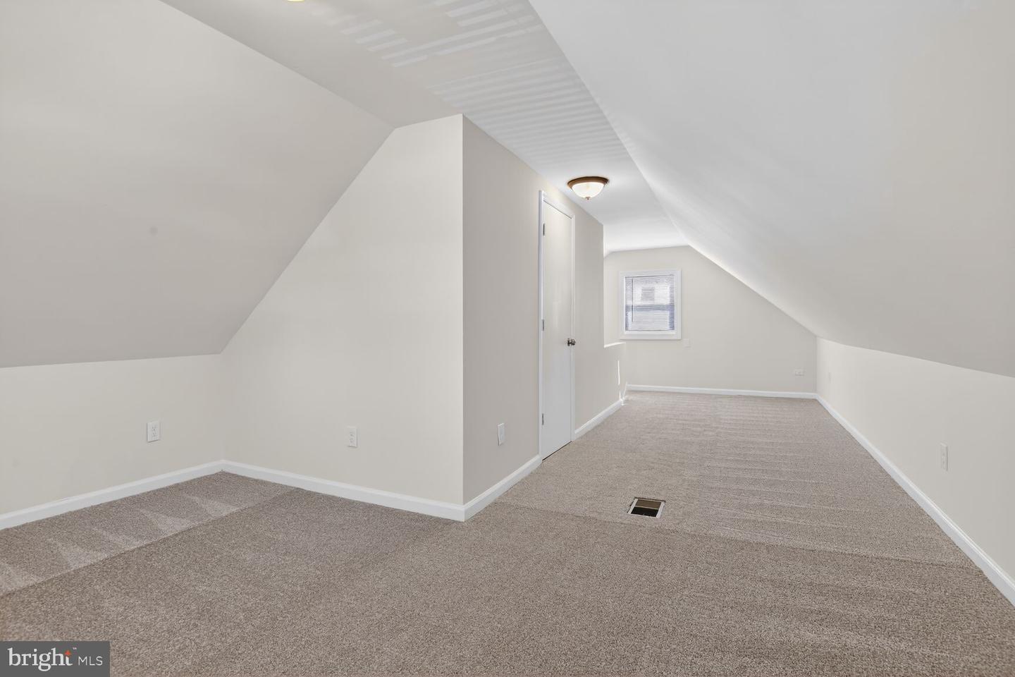 156 MANASSAS DR, MANASSAS PARK, Virginia 20111, 2 Bedrooms Bedrooms, ,1 BathroomBathrooms,Residential,For sale,156 MANASSAS DR,VAMP2003686 MLS # VAMP2003686