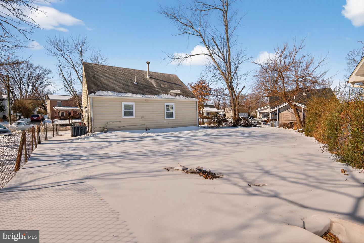 156 MANASSAS DR, MANASSAS PARK, Virginia 20111, 2 Bedrooms Bedrooms, ,1 BathroomBathrooms,Residential,For sale,156 MANASSAS DR,VAMP2003686 MLS # VAMP2003686