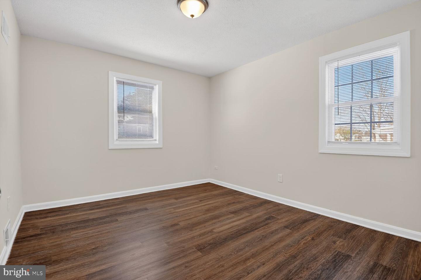 156 MANASSAS DR, MANASSAS PARK, Virginia 20111, 2 Bedrooms Bedrooms, ,1 BathroomBathrooms,Residential,For sale,156 MANASSAS DR,VAMP2003686 MLS # VAMP2003686