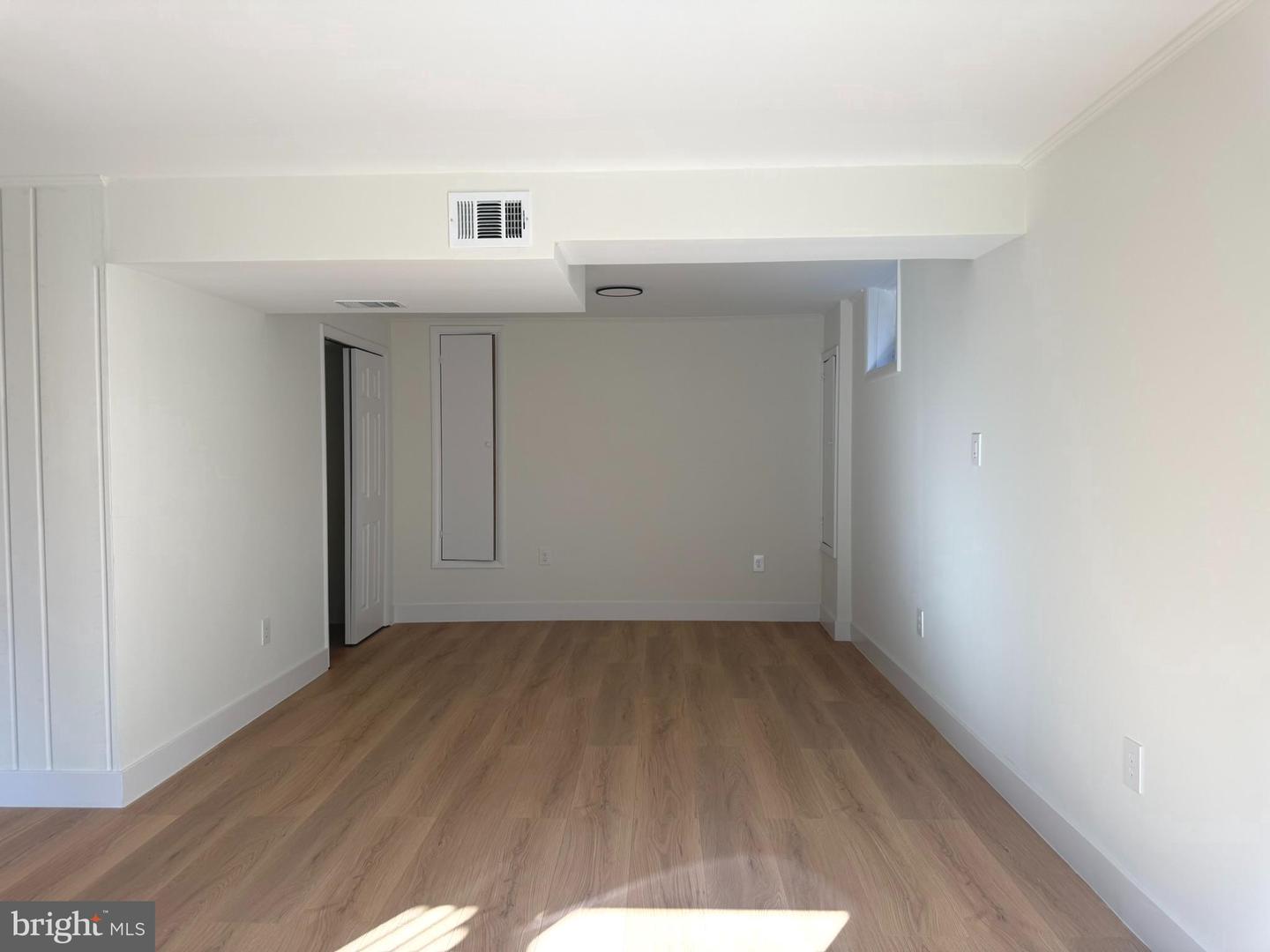 3527 JEAN ST, FAIRFAX, Virginia 22030, 3 Bedrooms Bedrooms, ,2 BathroomsBathrooms,Residential,For sale,3527 JEAN ST,VAFC2007738 MLS # VAFC2007738