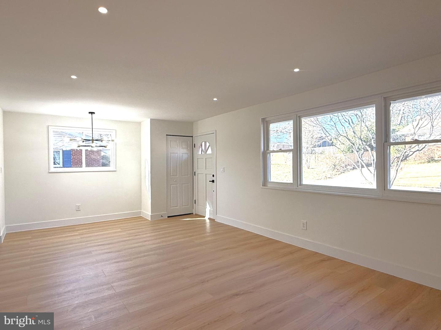 3527 JEAN ST, FAIRFAX, Virginia 22030, 3 Bedrooms Bedrooms, ,2 BathroomsBathrooms,Residential,For sale,3527 JEAN ST,VAFC2007738 MLS # VAFC2007738