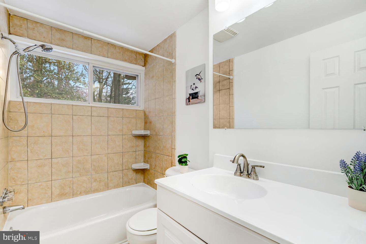 4447 FOREST GLEN CT #4447, ANNANDALE, Virginia 22003, 3 Bedrooms Bedrooms, ,1 BathroomBathrooms,Residential,For sale,4447 FOREST GLEN CT #4447,VAFX2289170 MLS # VAFX2289170