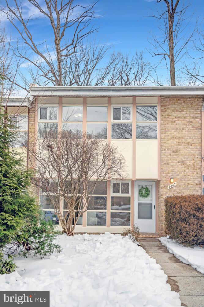 4447 FOREST GLEN CT #4447, ANNANDALE, Virginia 22003, 3 Bedrooms Bedrooms, ,1 BathroomBathrooms,Residential,For sale,4447 FOREST GLEN CT #4447,VAFX2289170 MLS # VAFX2289170