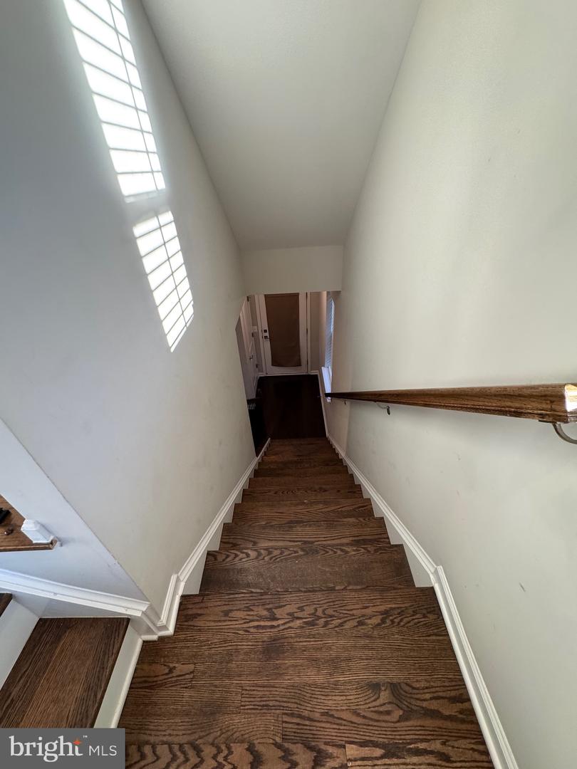 120 TOLOCKA TER NE, LEESBURG, Virginia 20176, 4 Bedrooms Bedrooms, ,3 BathroomsBathrooms,Residential,For sale,120 TOLOCKA TER NE,VALO2115308 MLS # VALO2115308