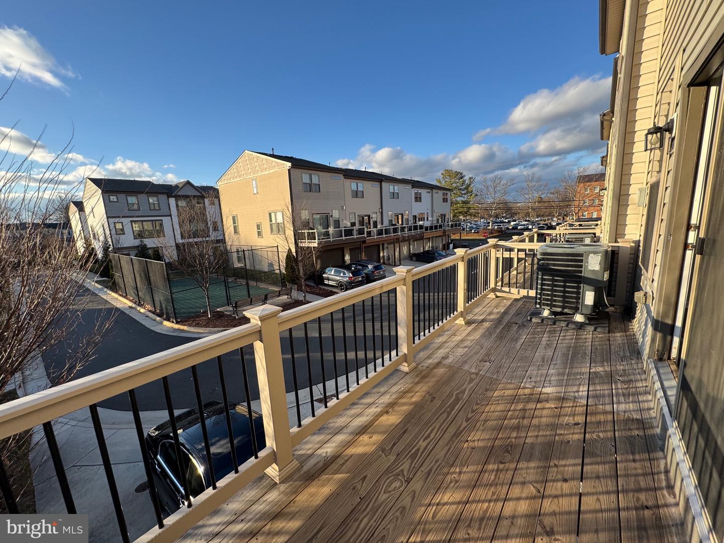 120 TOLOCKA TER NE, LEESBURG, Virginia 20176, 4 Bedrooms Bedrooms, ,3 BathroomsBathrooms,Residential,For sale,120 TOLOCKA TER NE,VALO2115308 MLS # VALO2115308