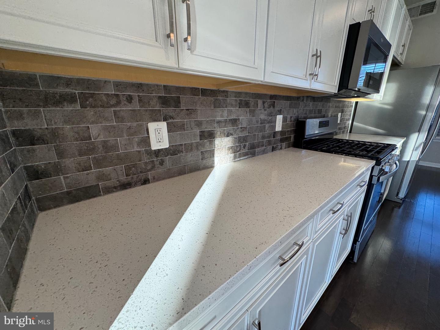 120 TOLOCKA TER NE, LEESBURG, Virginia 20176, 4 Bedrooms Bedrooms, ,3 BathroomsBathrooms,Residential,For sale,120 TOLOCKA TER NE,VALO2115308 MLS # VALO2115308