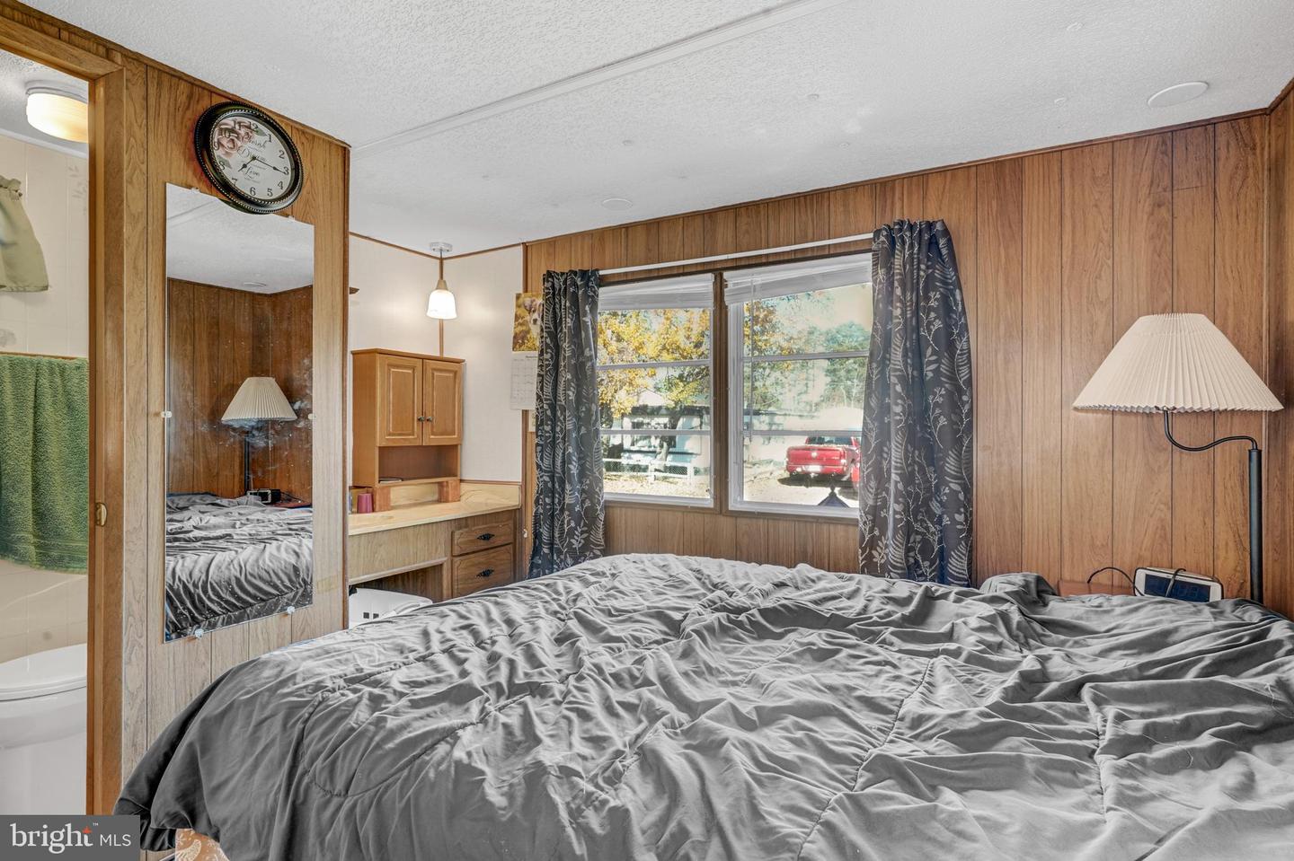 5372 MCCLEARY DR, CHINCOTEAGUE ISLAND, Virginia 23336, 2 Bedrooms Bedrooms, ,2 BathroomsBathrooms,Residential,For sale,5372 MCCLEARY DR,VAAC2002610 MLS # VAAC2002610