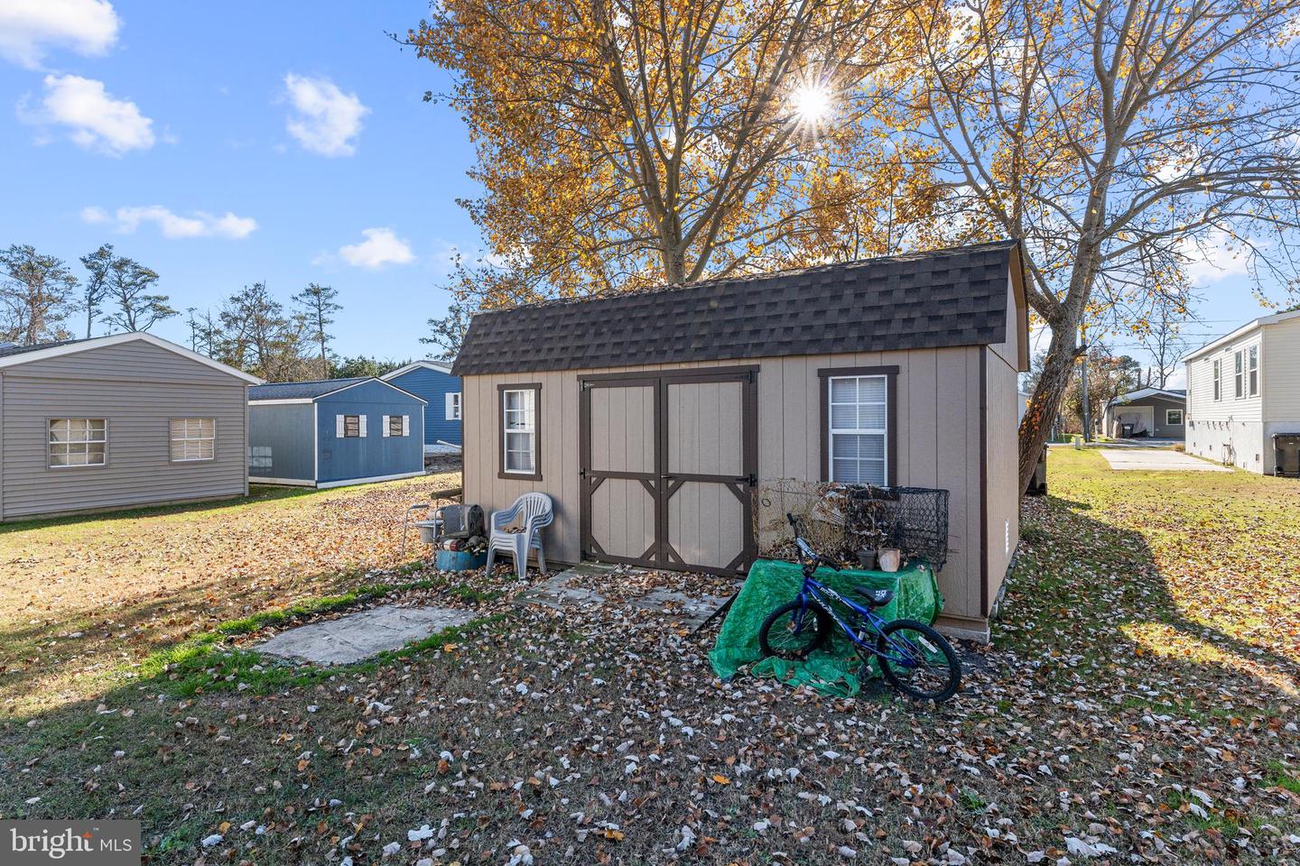 5372 MCCLEARY DR, CHINCOTEAGUE ISLAND, Virginia 23336, 2 Bedrooms Bedrooms, ,2 BathroomsBathrooms,Residential,For sale,5372 MCCLEARY DR,VAAC2002610 MLS # VAAC2002610