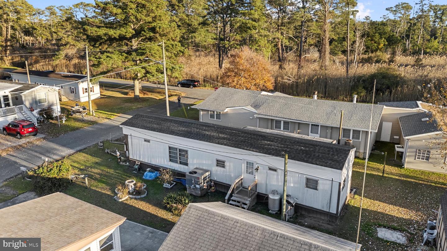 5372 MCCLEARY DR, CHINCOTEAGUE ISLAND, Virginia 23336, 2 Bedrooms Bedrooms, ,2 BathroomsBathrooms,Residential,For sale,5372 MCCLEARY DR,VAAC2002610 MLS # VAAC2002610