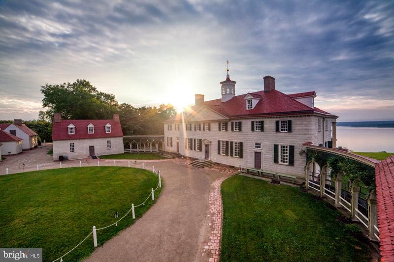 3108 BATTERSEA LN, ALEXANDRIA, Virginia 22309, 4 Bedrooms Bedrooms, ,3 BathroomsBathrooms,Residential,For sale,3108 BATTERSEA LN,VAFX2289292 MLS # VAFX2289292