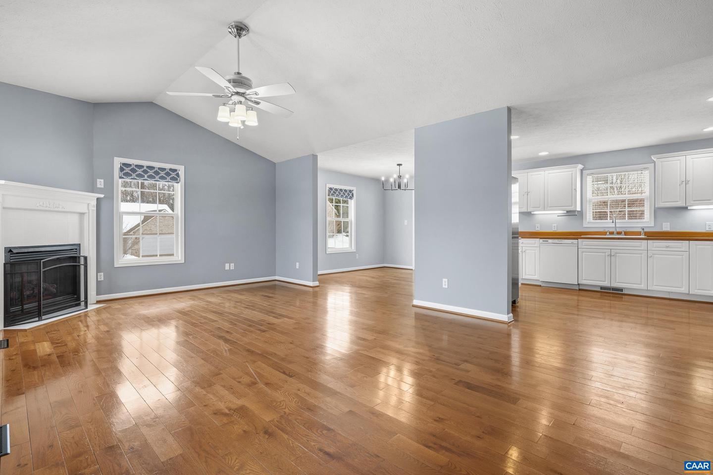 142 LONG BOW RD, WAYNESBORO, Virginia 22980, 4 Bedrooms Bedrooms, ,3 BathroomsBathrooms,Residential,For sale,142 LONG BOW RD,673070 MLS # 673070