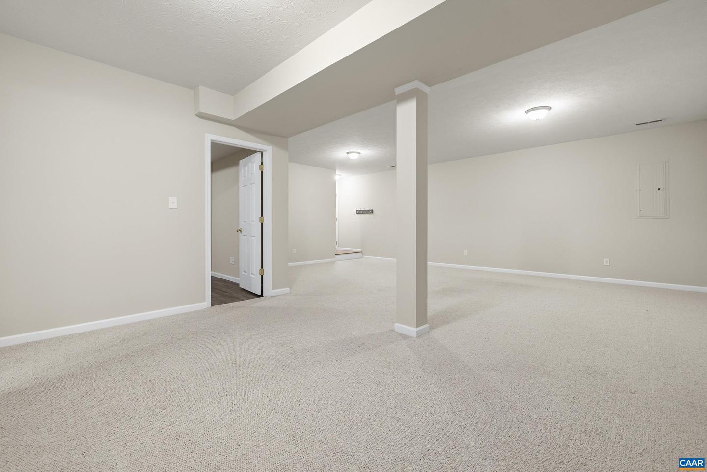 142 LONG BOW RD, WAYNESBORO, Virginia 22980, 4 Bedrooms Bedrooms, ,3 BathroomsBathrooms,Residential,For sale,142 LONG BOW RD,673070 MLS # 673070