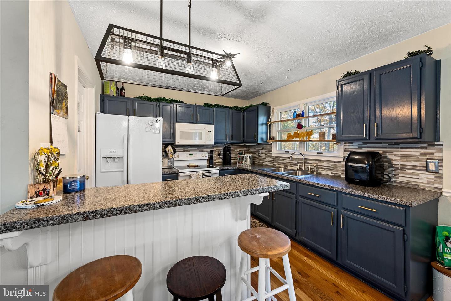 157 WOODTHRUSH WAY, LINDEN, Virginia 22642, 3 Bedrooms Bedrooms, 8 Rooms Rooms,2 BathroomsBathrooms,Residential,For sale,157 WOODTHRUSH WAY,VAWR2013332 MLS # VAWR2013332