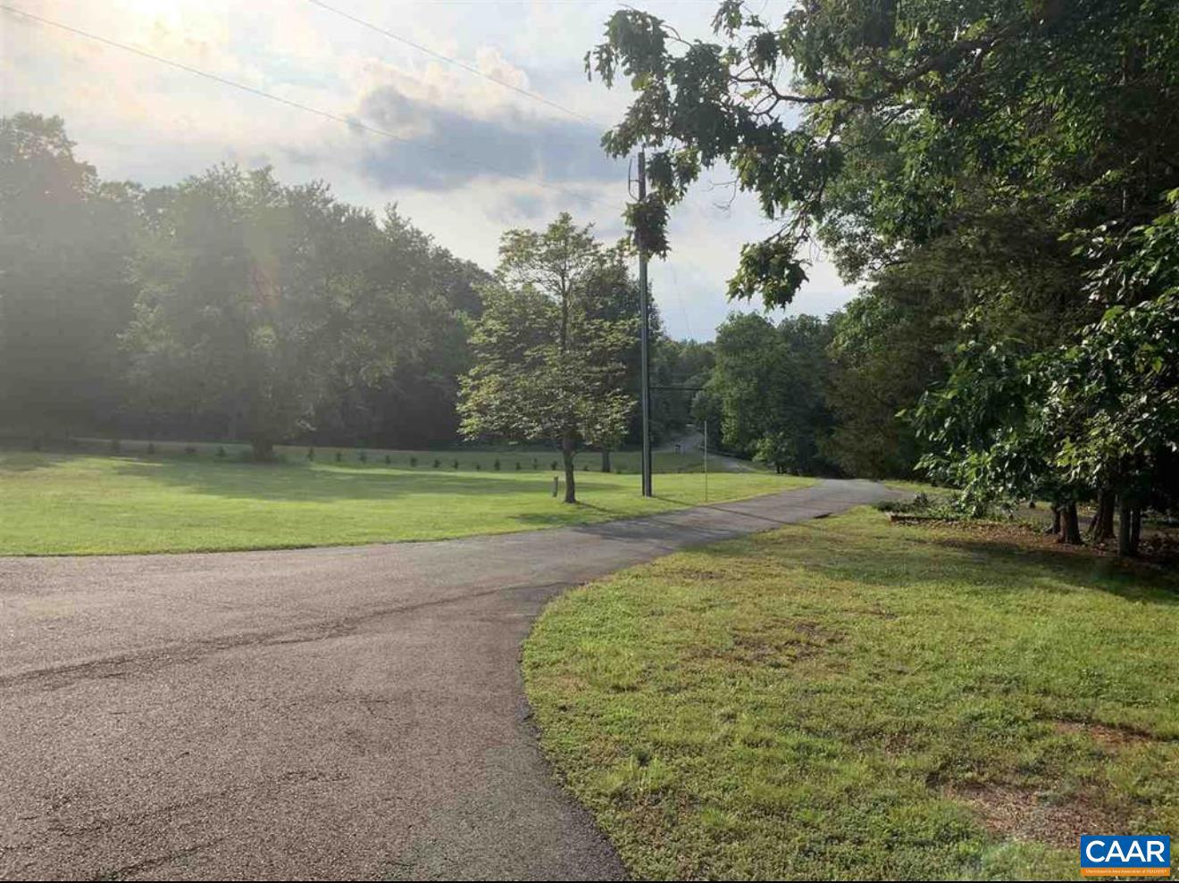 3206/3207 SCARLET OAK LN, CHARLOTTESVILLE, Virginia 22911, 5 Bedrooms Bedrooms, ,4 BathroomsBathrooms,Residential,For sale,3206/3207 SCARLET OAK LN,673071 MLS # 673071