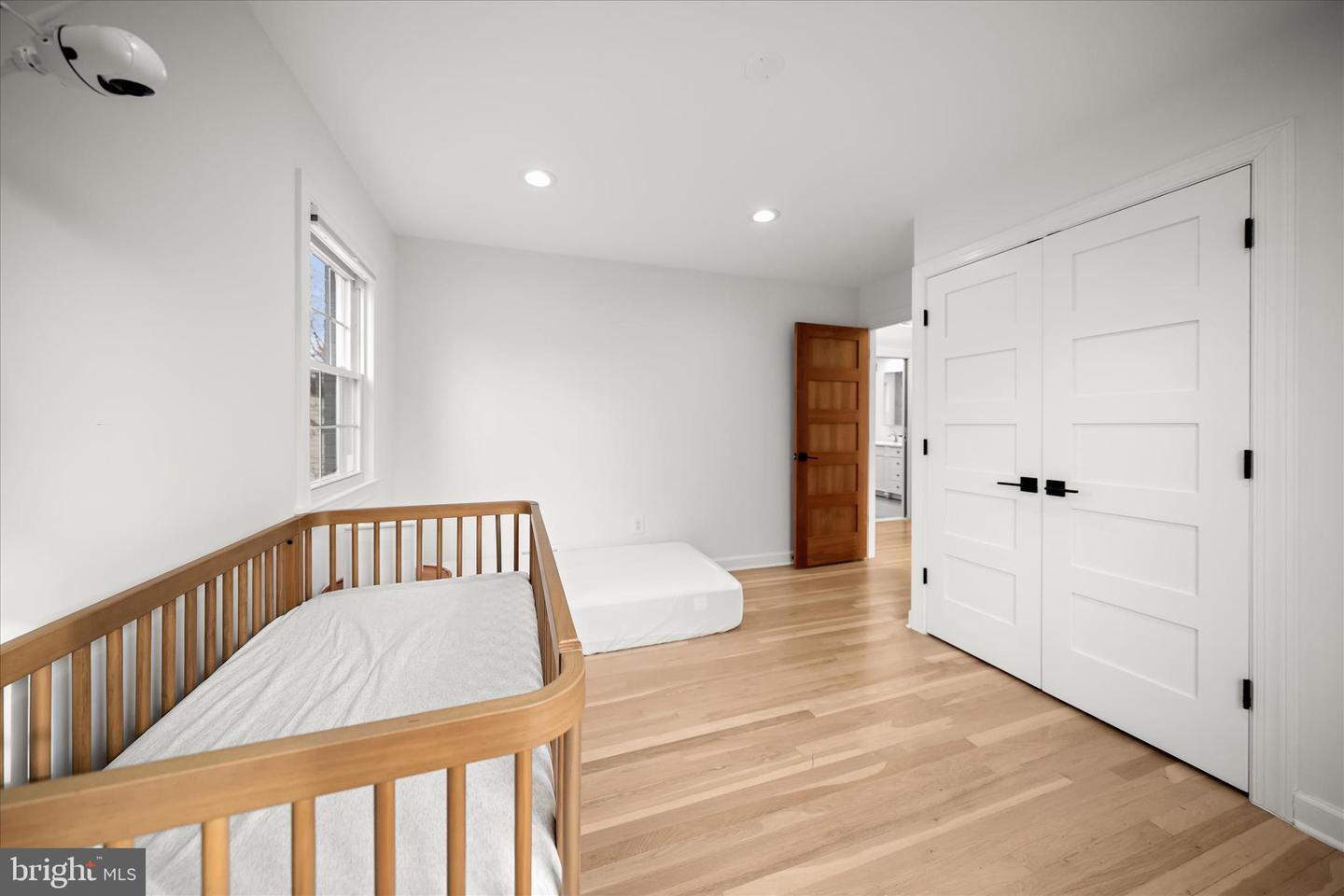 515 WOODLAND CT NW, VIENNA, Virginia 22180, 6 Bedrooms Bedrooms, ,3 BathroomsBathrooms,Residential,For sale,515 WOODLAND CT NW,VAFX2289324 MLS # VAFX2289324