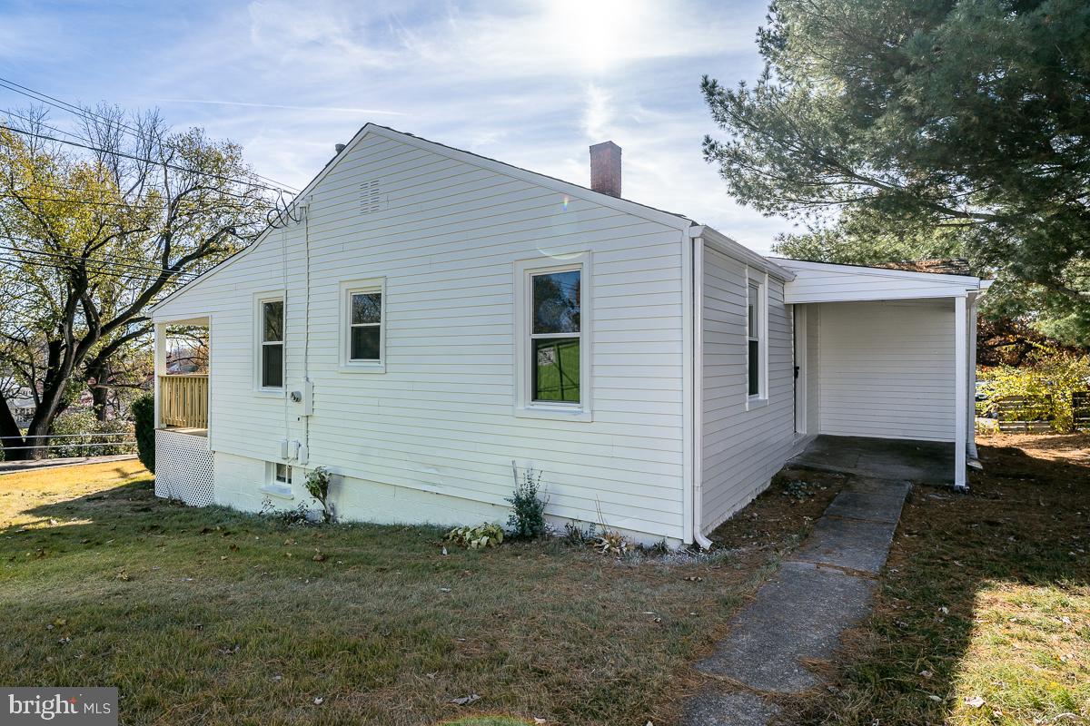 106 GRUBERT AVE, STAUNTON, Virginia 24401, 2 Bedrooms Bedrooms, ,1 BathroomBathrooms,Residential,For sale,106 GRUBERT AVE,VASC2000788 MLS # VASC2000788