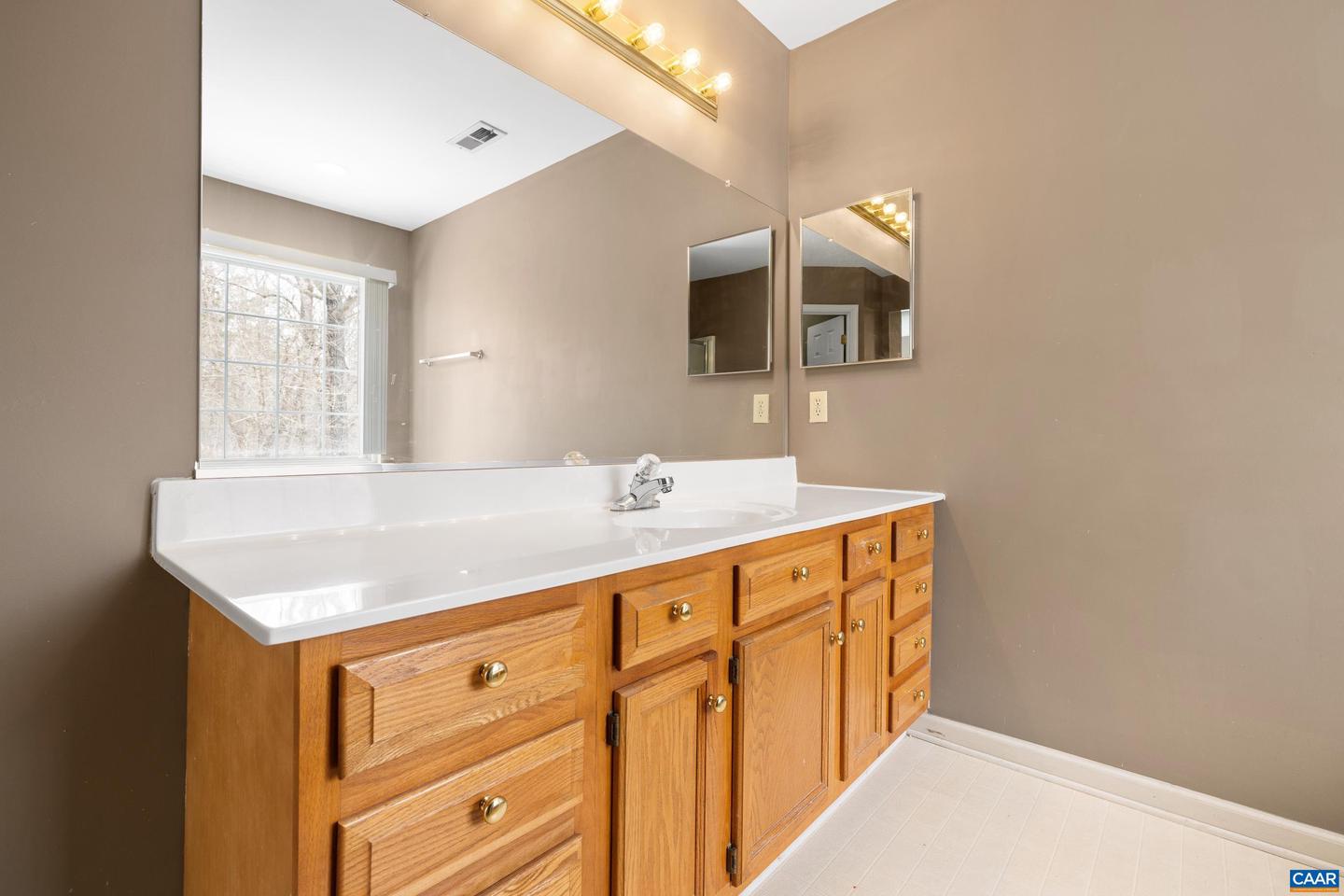 503 JEFFERSON, PALMYRA, Virginia 22963, 4 Bedrooms Bedrooms, ,2 BathroomsBathrooms,Residential,For sale,503 JEFFERSON,670121 MLS # 670121