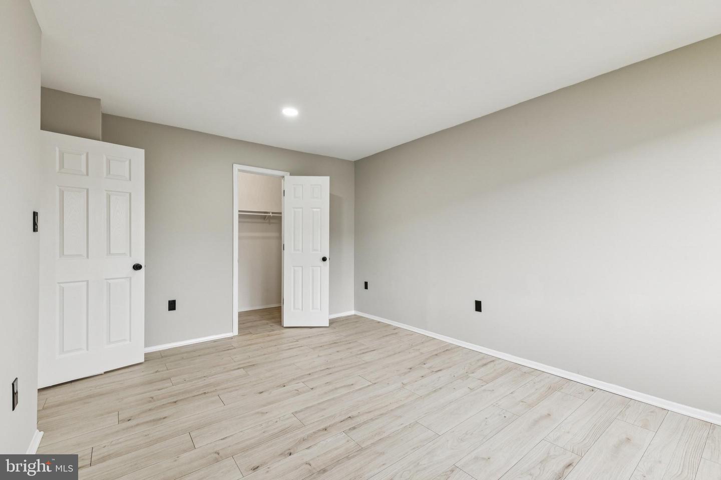 12751 DARA DR #102, WOODBRIDGE, Virginia 22192, ,Residential,For sale,12751 DARA DR #102,VAPW2106230 MLS # VAPW2106230