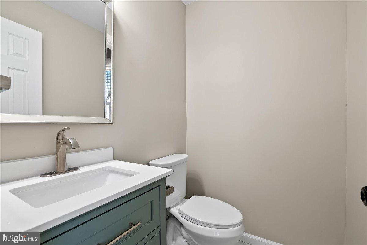 23 SYDNOR ST, HAMILTON, Virginia 20158, 3 Bedrooms Bedrooms, ,2 BathroomsBathrooms,Residential,For sale,23 SYDNOR ST,VALO2111720 MLS # VALO2111720