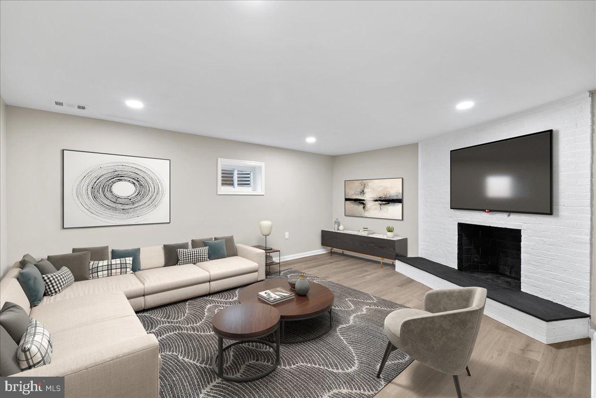 23 SYDNOR ST, HAMILTON, Virginia 20158, 3 Bedrooms Bedrooms, ,2 BathroomsBathrooms,Residential,For sale,23 SYDNOR ST,VALO2111720 MLS # VALO2111720