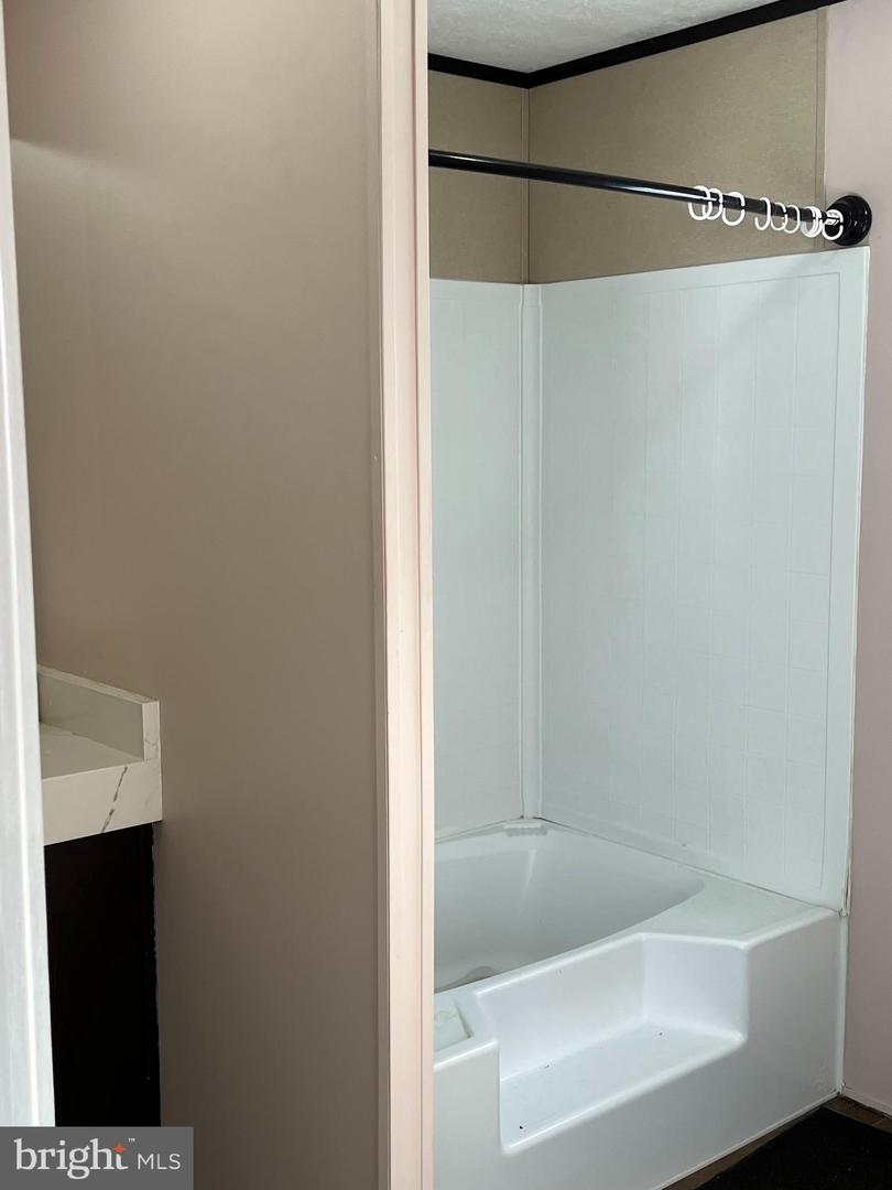 7800 TAYLOE DRIVE #72, MANASSAS, Virginia 20112, 3 Bedrooms Bedrooms, ,2 BathroomsBathrooms,Residential,For sale,7800 TAYLOE DRIVE #72,VAPW2111784 MLS # VAPW2111784