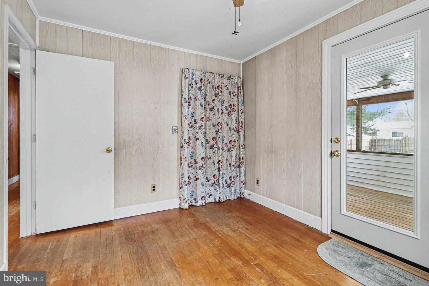 300 HAMILTON ST, FREDERICKSBURG, Virginia 22408, 3 Bedrooms Bedrooms, ,1 BathroomBathrooms,Residential,For sale,300 HAMILTON ST,VASP2039068 MLS # VASP2039068