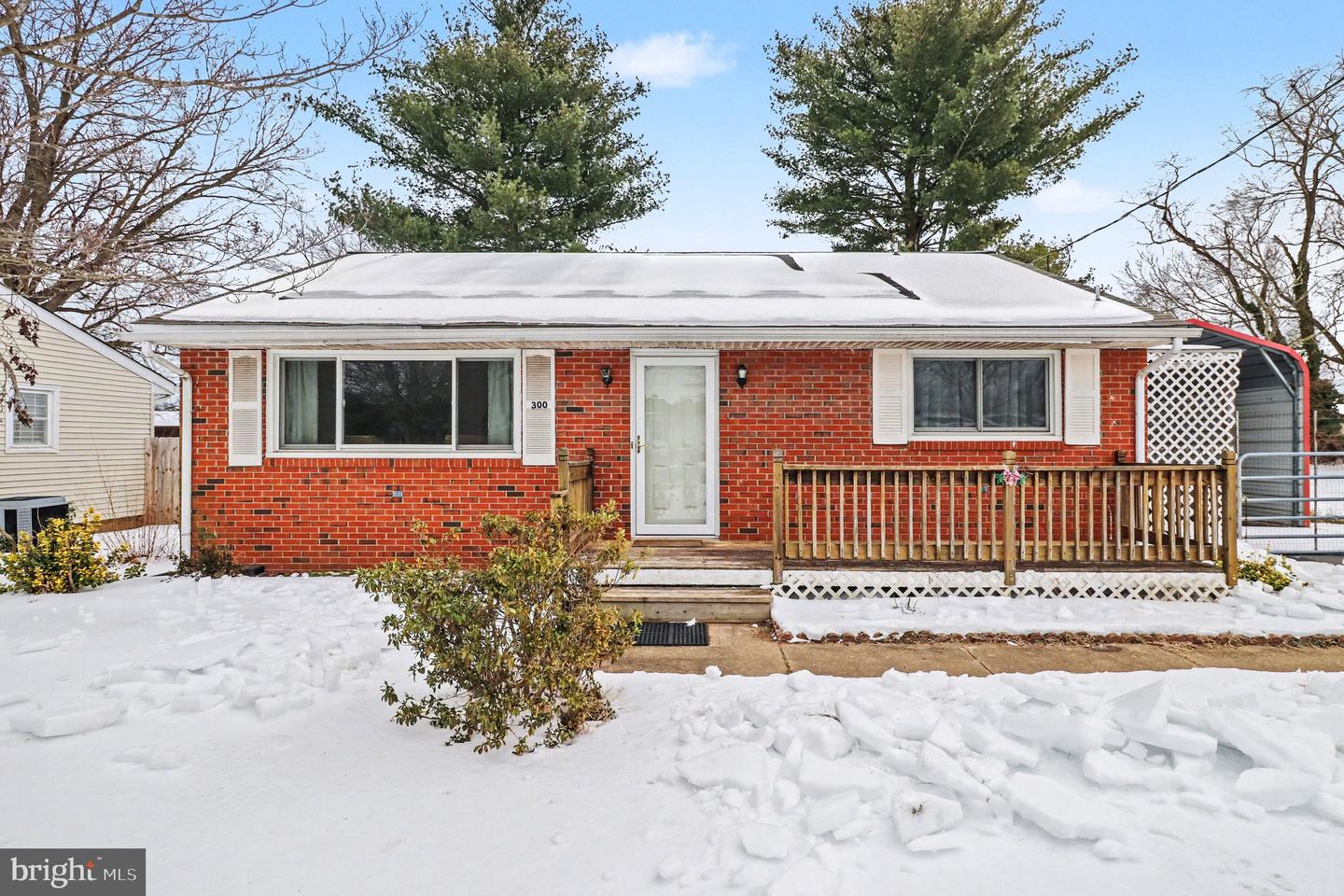 300 HAMILTON ST, FREDERICKSBURG, Virginia 22408, 3 Bedrooms Bedrooms, ,1 BathroomBathrooms,Residential,For sale,300 HAMILTON ST,VASP2039068 MLS # VASP2039068