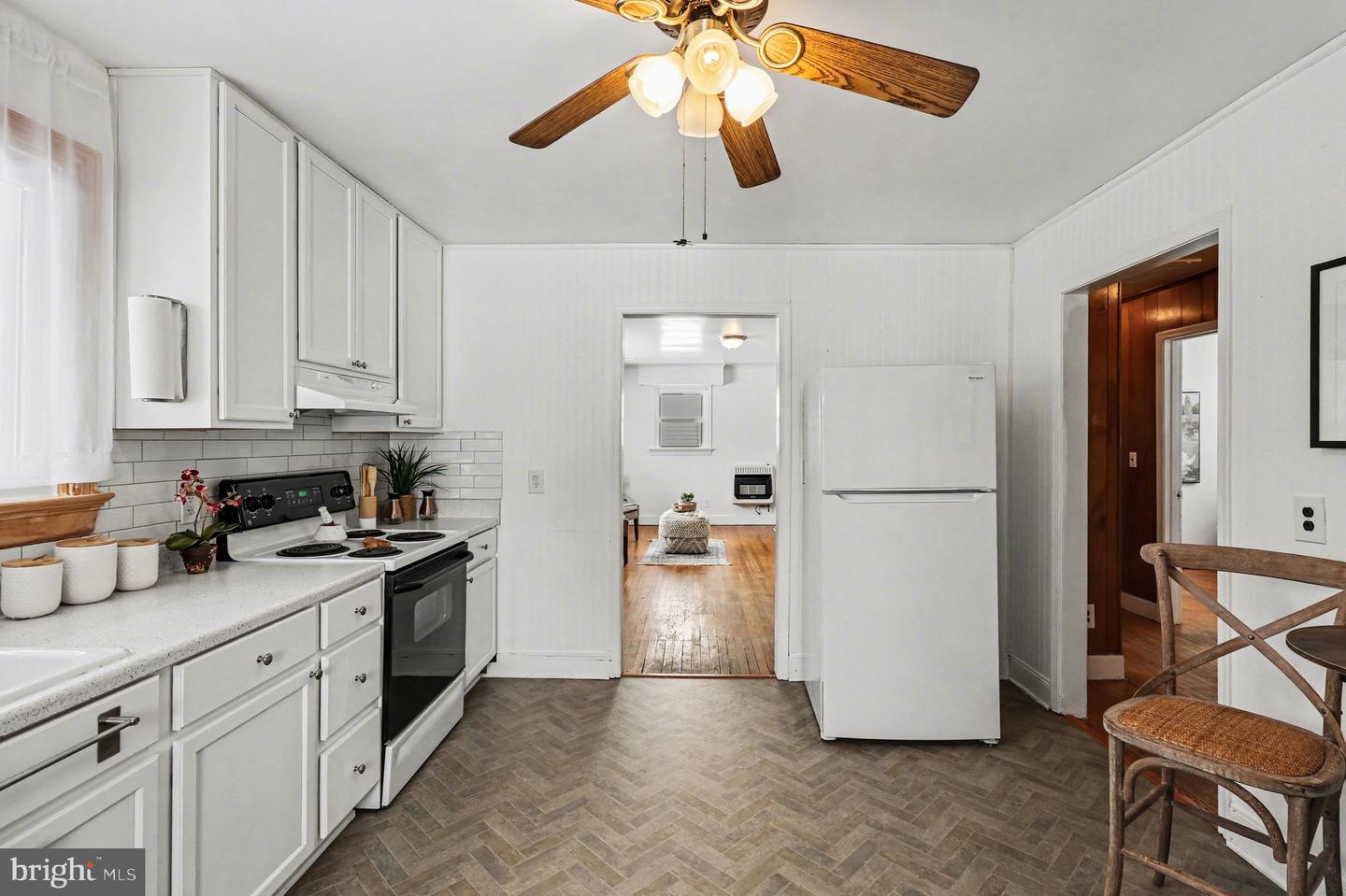 300 HAMILTON ST, FREDERICKSBURG, Virginia 22408, 3 Bedrooms Bedrooms, ,1 BathroomBathrooms,Residential,For sale,300 HAMILTON ST,VASP2039068 MLS # VASP2039068