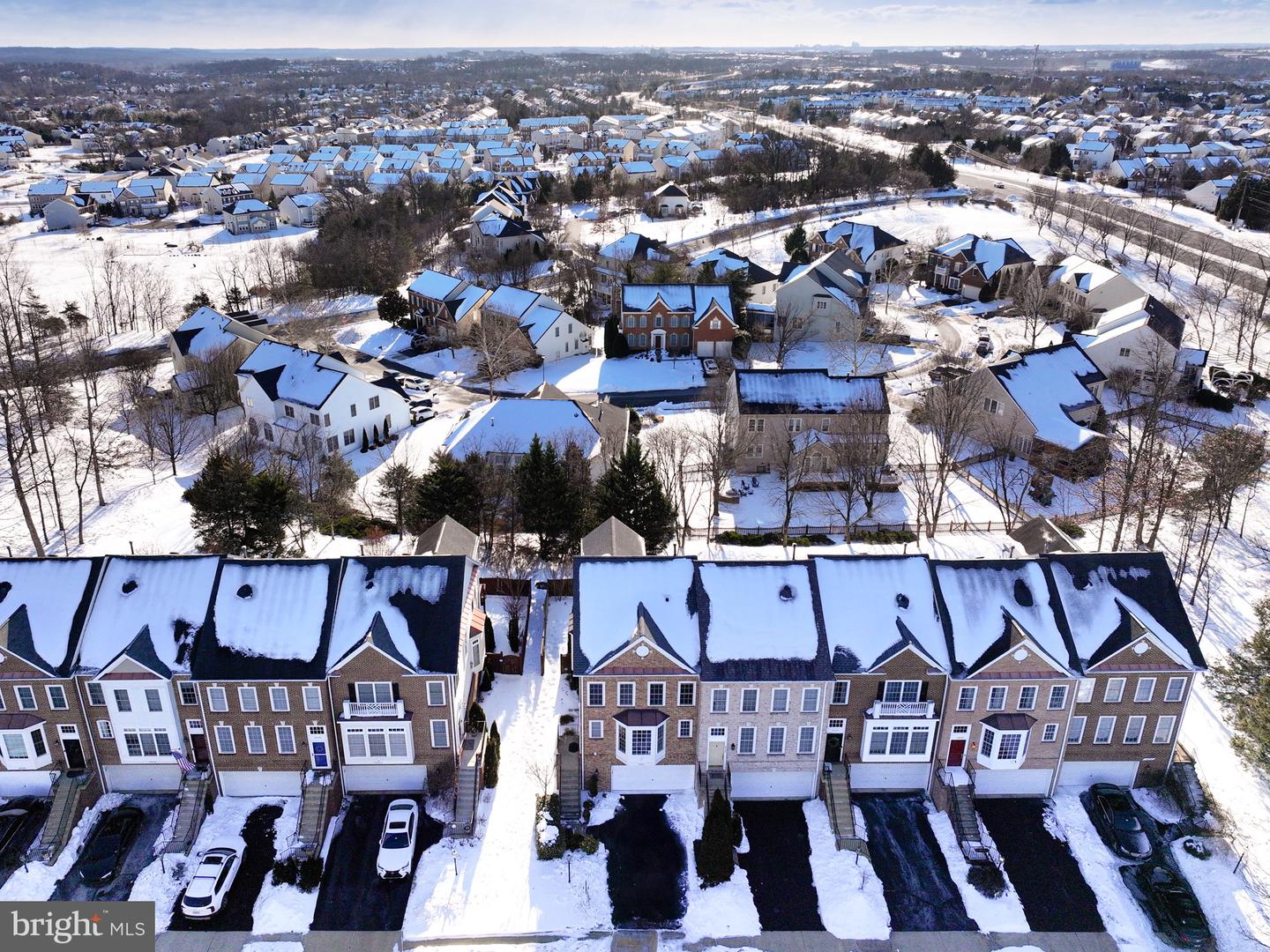 18544 PINEVIEW SQ, LEESBURG, Virginia 20176, 3 Bedrooms Bedrooms, ,2 BathroomsBathrooms,Residential,For sale,18544 PINEVIEW SQ,VALO2114690 MLS # VALO2114690