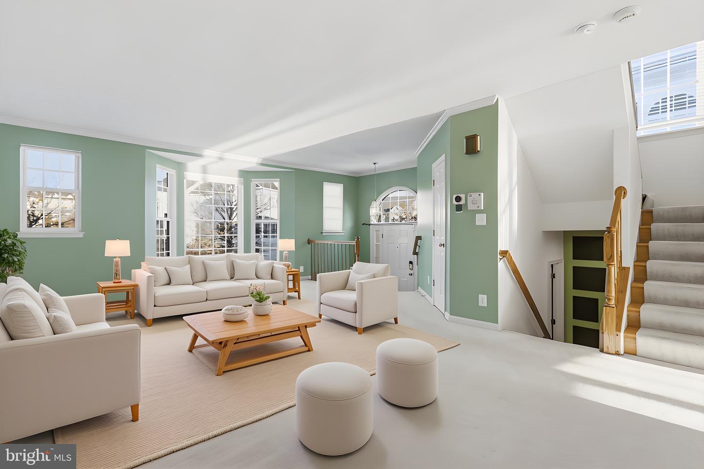 18544 PINEVIEW SQ, LEESBURG, Virginia 20176, 3 Bedrooms Bedrooms, ,2 BathroomsBathrooms,Residential,For sale,18544 PINEVIEW SQ,VALO2114690 MLS # VALO2114690