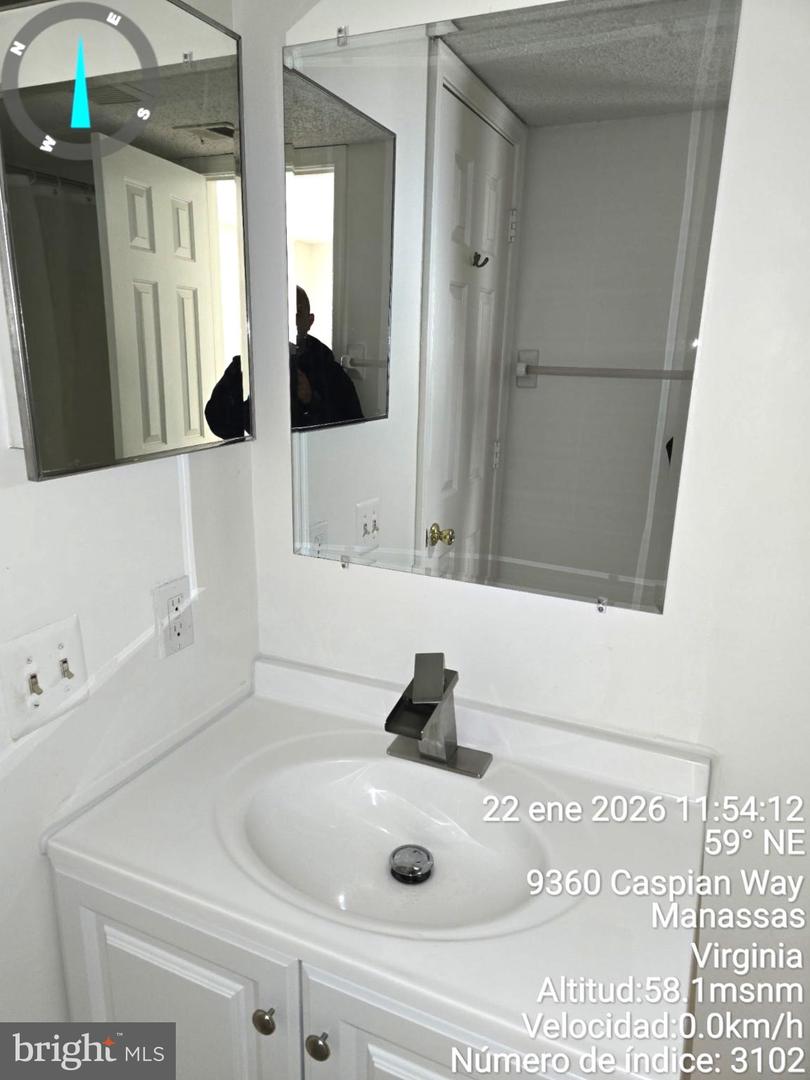 9360 CASPIAN WAY #202, MANASSAS, Virginia 20110, 2 Bedrooms Bedrooms, 7 Rooms Rooms,1 BathroomBathrooms,Residential,For sale,9360 CASPIAN WAY #202,VAMN2010024 MLS # VAMN2010024