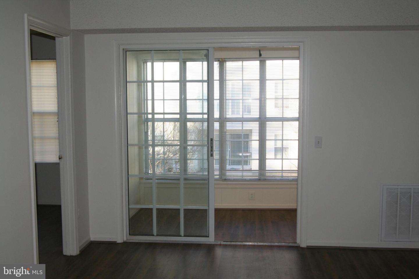 9360 CASPIAN WAY #202, MANASSAS, Virginia 20110, 2 Bedrooms Bedrooms, 7 Rooms Rooms,1 BathroomBathrooms,Residential,For sale,9360 CASPIAN WAY #202,VAMN2010024 MLS # VAMN2010024