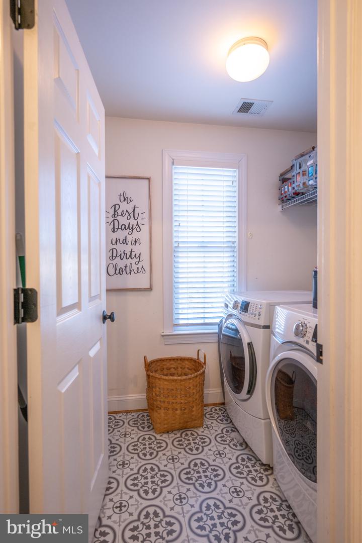 627 GREYSANDS LN, PURCELLVILLE, Virginia 20132, 4 Bedrooms Bedrooms, ,3 BathroomsBathrooms,Residential,For sale,627 GREYSANDS LN,VALO2115110 MLS # VALO2115110