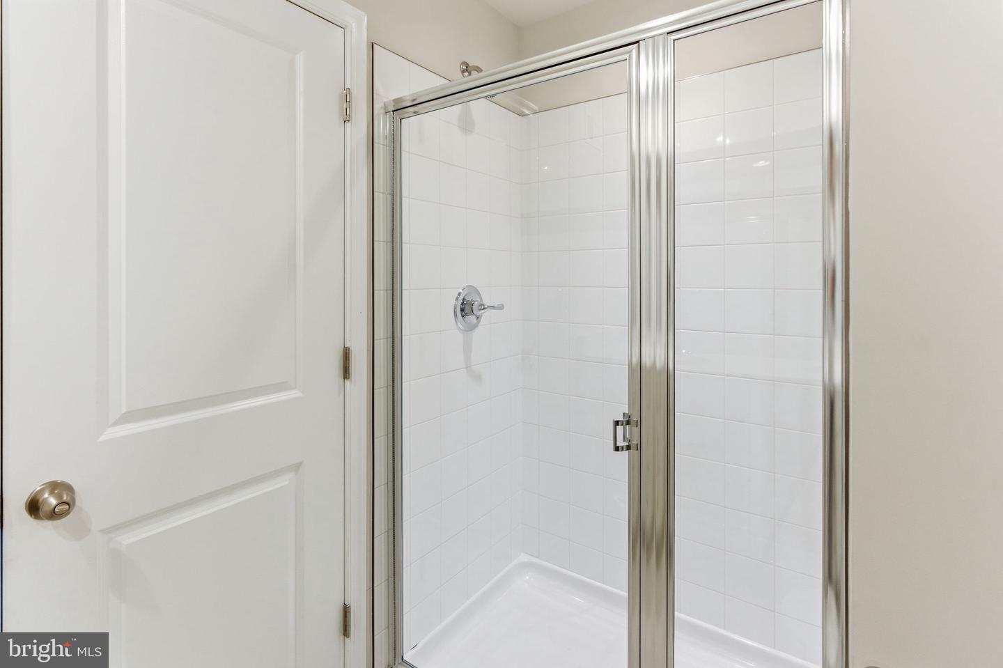 206 MONTEITH DR, WINCHESTER, Virginia 22601, 4 Bedrooms Bedrooms, ,3 BathroomsBathrooms,Residential,For sale,206 MONTEITH DR,VAWI2009244 MLS # VAWI2009244