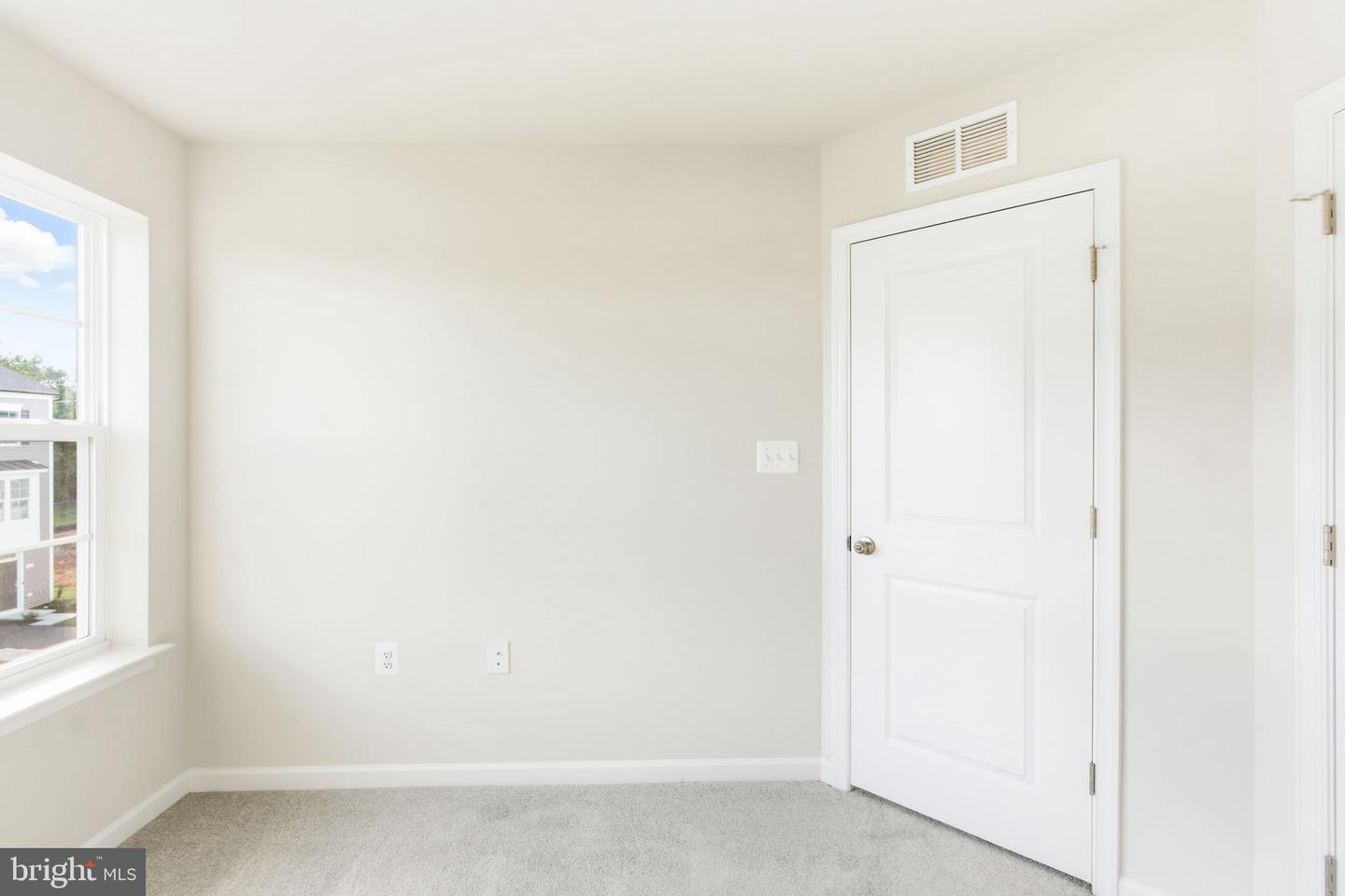 206 MONTEITH DR, WINCHESTER, Virginia 22601, 4 Bedrooms Bedrooms, ,3 BathroomsBathrooms,Residential,For sale,206 MONTEITH DR,VAWI2009244 MLS # VAWI2009244