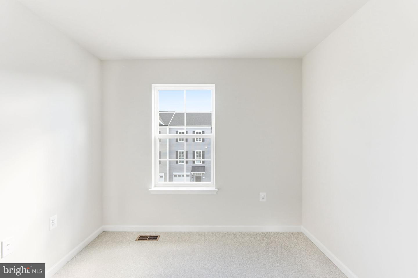 206 MONTEITH DR, WINCHESTER, Virginia 22601, 4 Bedrooms Bedrooms, ,3 BathroomsBathrooms,Residential,For sale,206 MONTEITH DR,VAWI2009244 MLS # VAWI2009244