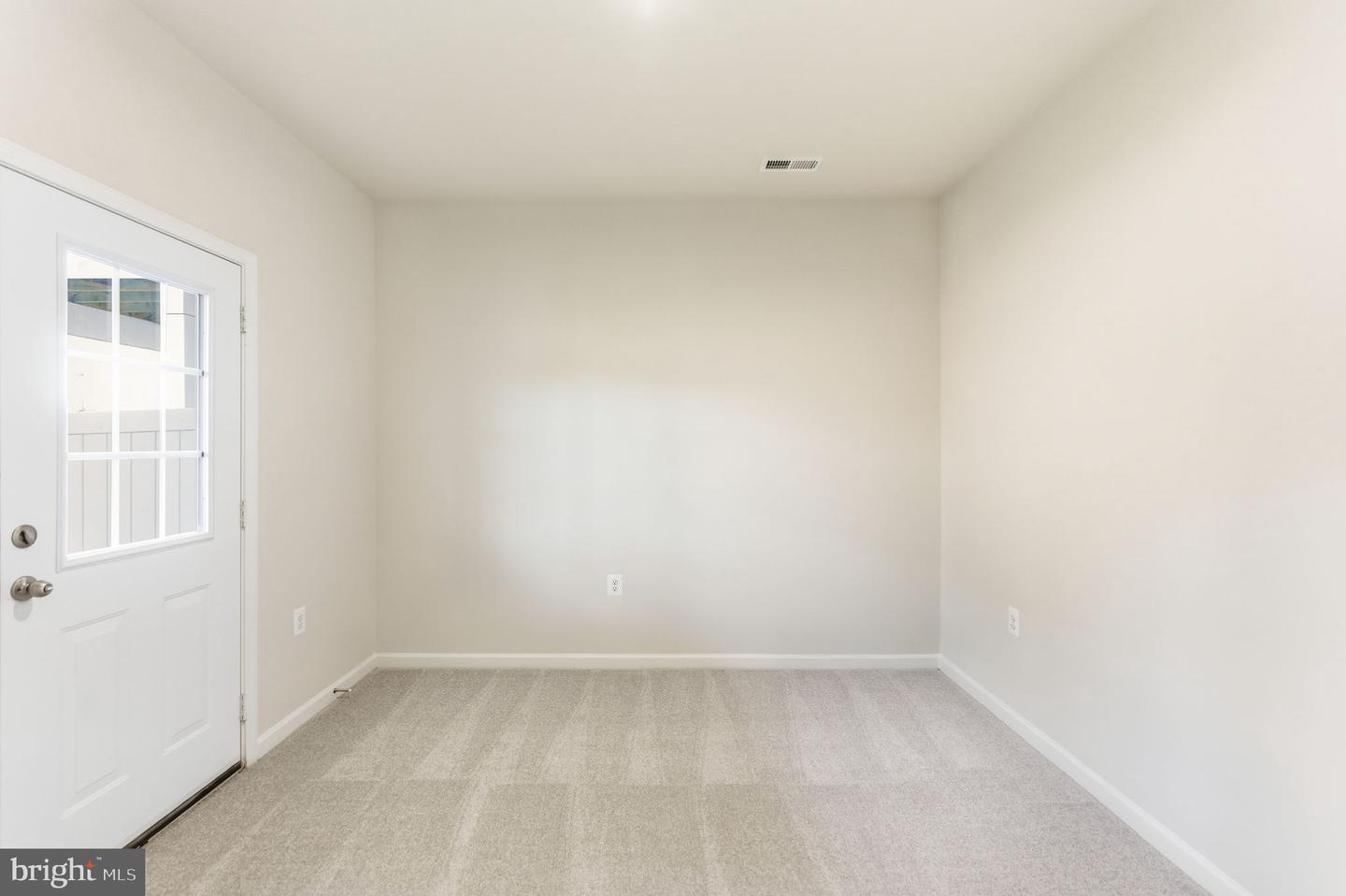 206 MONTEITH DR, WINCHESTER, Virginia 22601, 4 Bedrooms Bedrooms, ,3 BathroomsBathrooms,Residential,For sale,206 MONTEITH DR,VAWI2009244 MLS # VAWI2009244