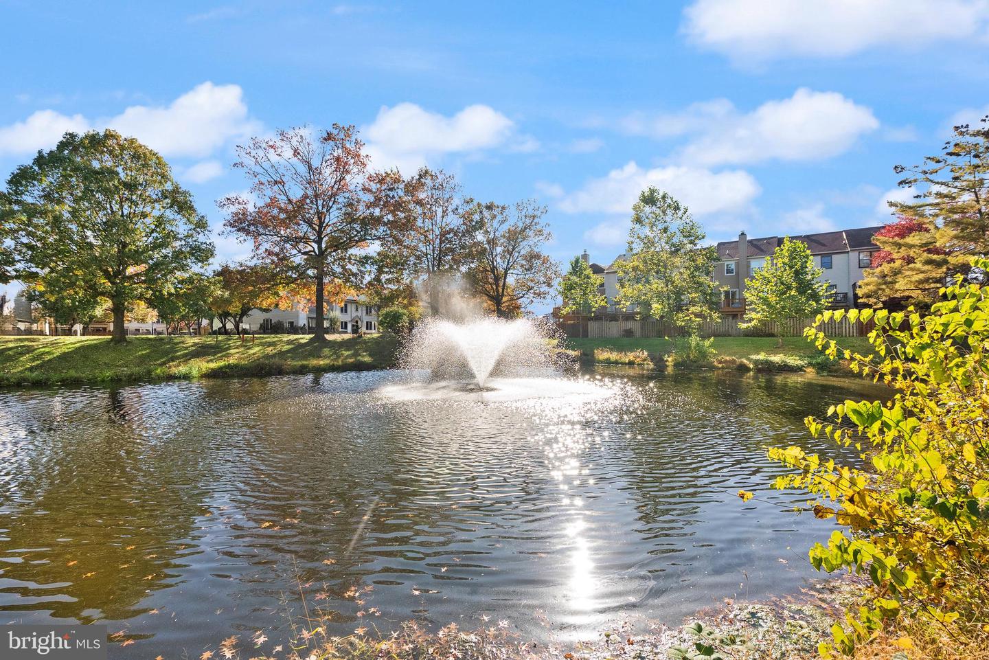 6905-B KEYSER WAY, ALEXANDRIA, Virginia 22310, 2 Bedrooms Bedrooms, ,2 BathroomsBathrooms,Residential,For sale,6905-B KEYSER WAY,VAFX2276352 MLS # VAFX2276352