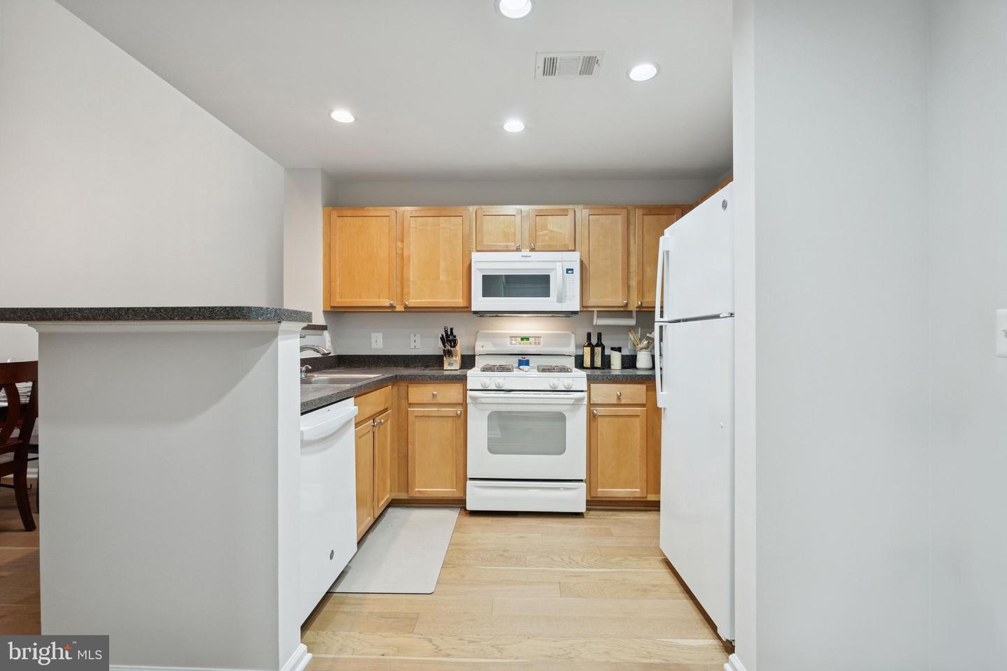 12000 MARKET ST #445, RESTON, Virginia 20190, 1 Bedroom Bedrooms, ,1 BathroomBathrooms,Residential,For sale,12000 MARKET ST #445,VAFX2282590 MLS # VAFX2282590