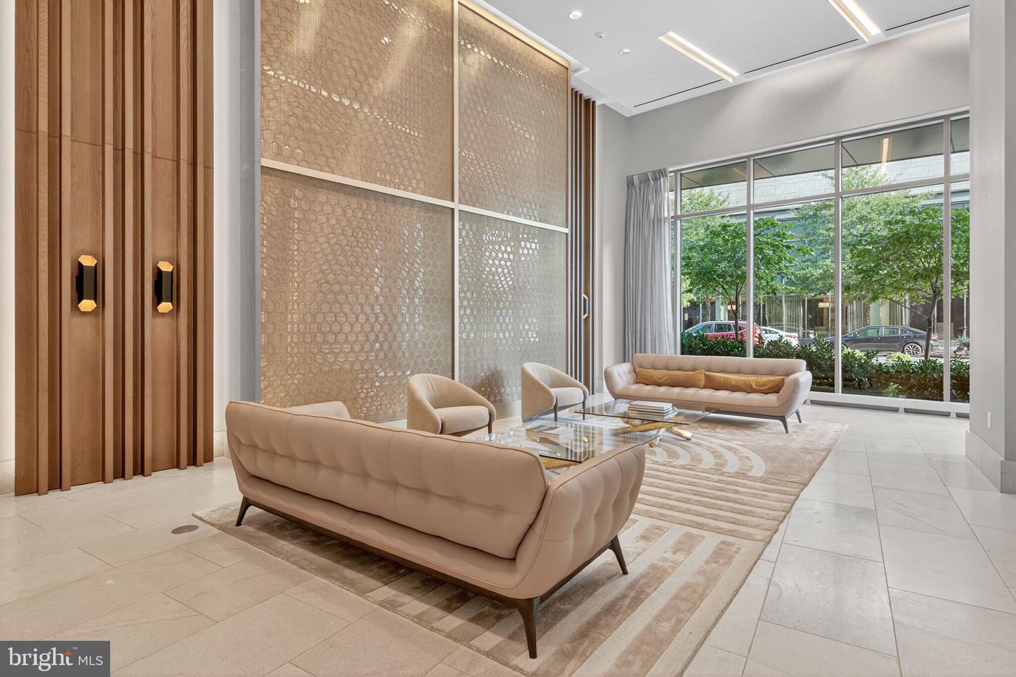 7887 JONES BRANCH DR #1904, MCLEAN, Virginia 22102, 3 Bedrooms Bedrooms, ,2 BathroomsBathrooms,Residential,For sale,7887 JONES BRANCH DR #1904,VAFX2288730 MLS # VAFX2288730