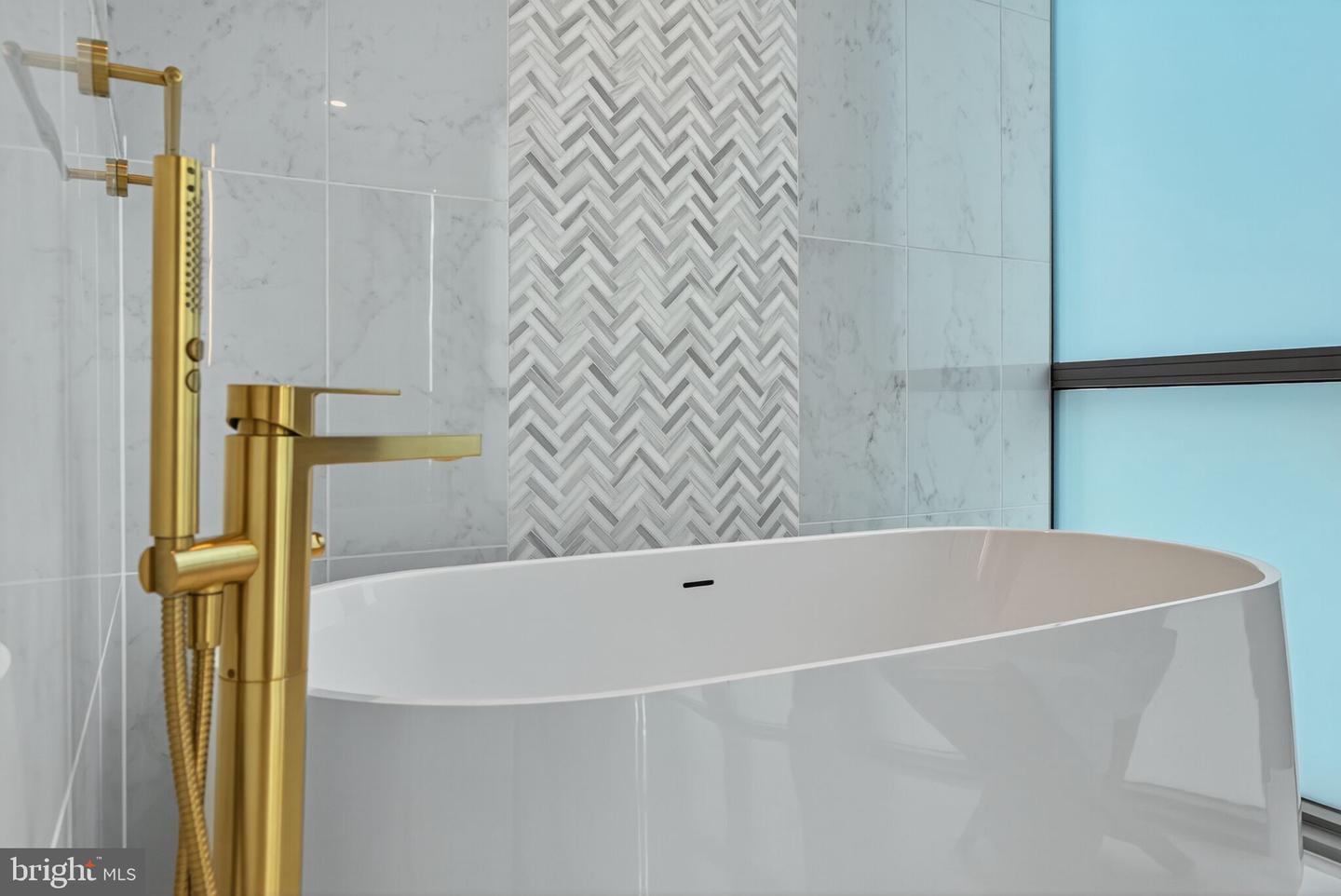 7887 JONES BRANCH DR #1904, MCLEAN, Virginia 22102, 3 Bedrooms Bedrooms, ,2 BathroomsBathrooms,Residential,For sale,7887 JONES BRANCH DR #1904,VAFX2288730 MLS # VAFX2288730