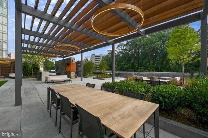 7887 JONES BRANCH DR #1904, MCLEAN, Virginia 22102, 3 Bedrooms Bedrooms, ,2 BathroomsBathrooms,Residential,For sale,7887 JONES BRANCH DR #1904,VAFX2288730 MLS # VAFX2288730