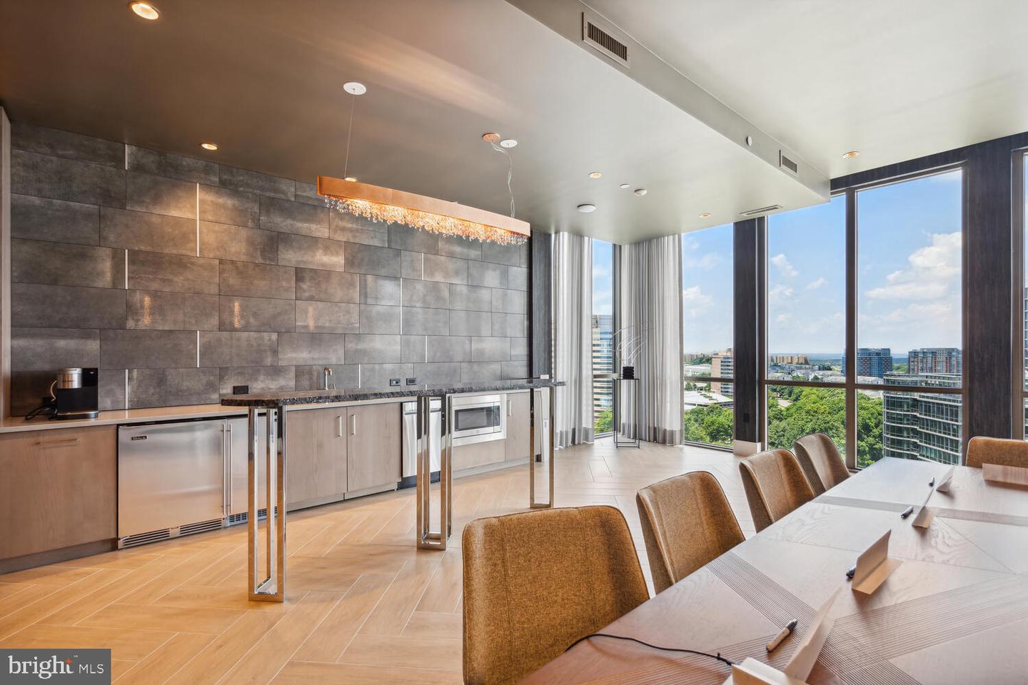 7887 JONES BRANCH DR #1904, MCLEAN, Virginia 22102, 3 Bedrooms Bedrooms, ,2 BathroomsBathrooms,Residential,For sale,7887 JONES BRANCH DR #1904,VAFX2288730 MLS # VAFX2288730