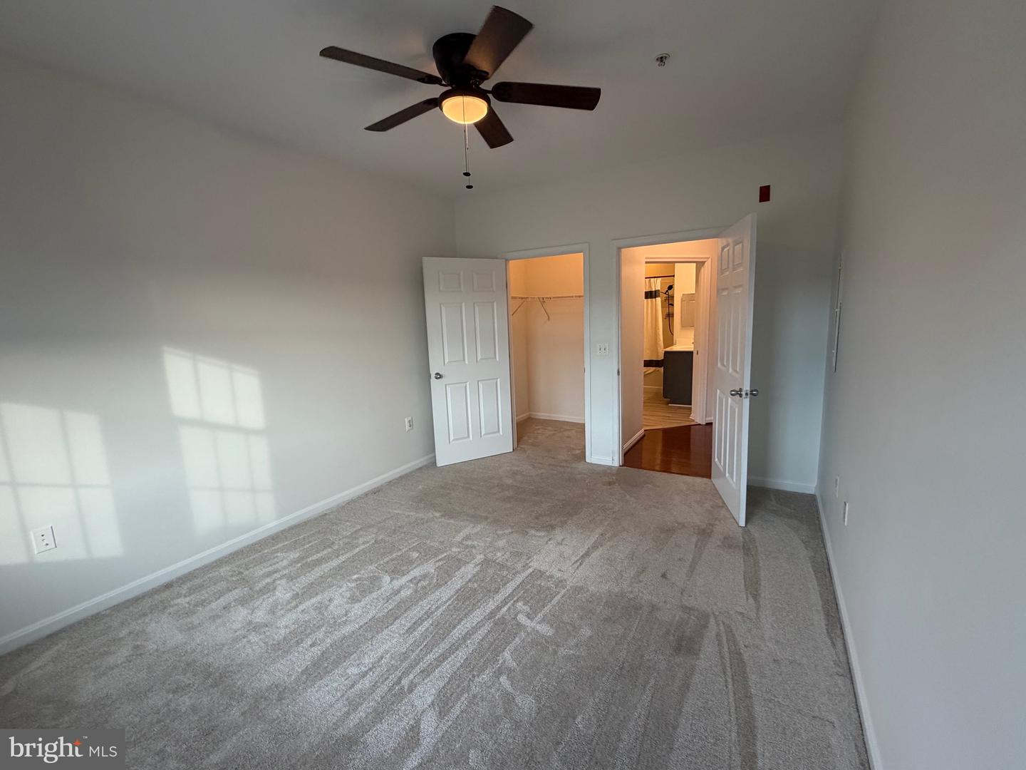 2465 ARMY NAVY DR #1-405, ARLINGTON, Virginia 22206, 2 Bedrooms Bedrooms, ,1 BathroomBathrooms,Residential,For sale,2465 ARMY NAVY DR #1-405,VAAR2068456 MLS # VAAR2068456